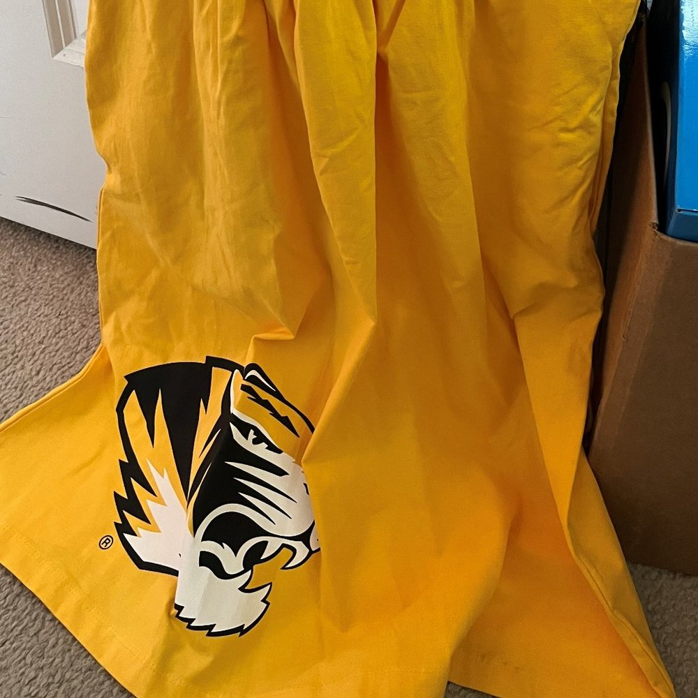 Missouri Tigers "Main St" Spaghetti Strap dress NWT Size M